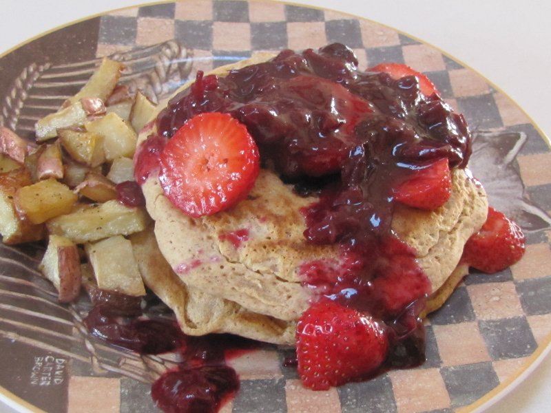 Vegan pancakes, fruit at the Ginger Cat B&B